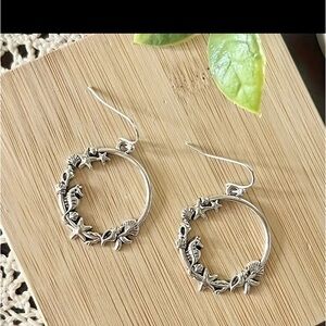 Silvery Bird & Flower Dangle Earrings, 1 Pair Vintage-Style Dangle Earrings